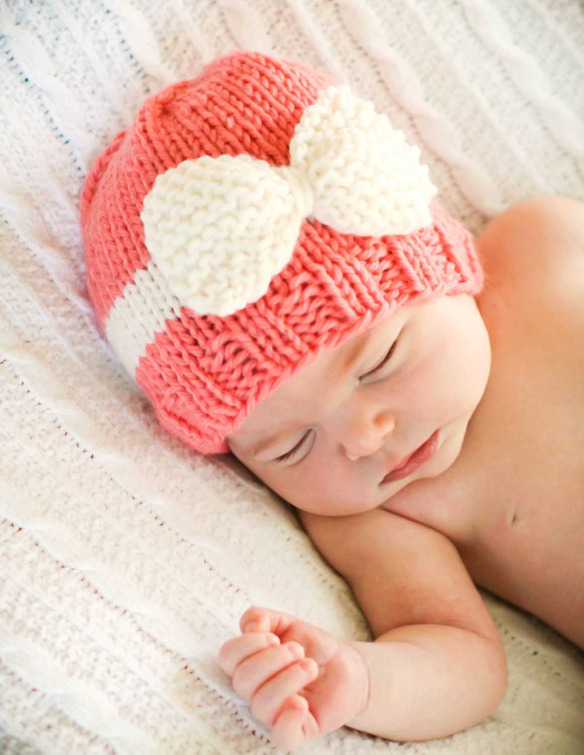 Knit patterns for newborn hats