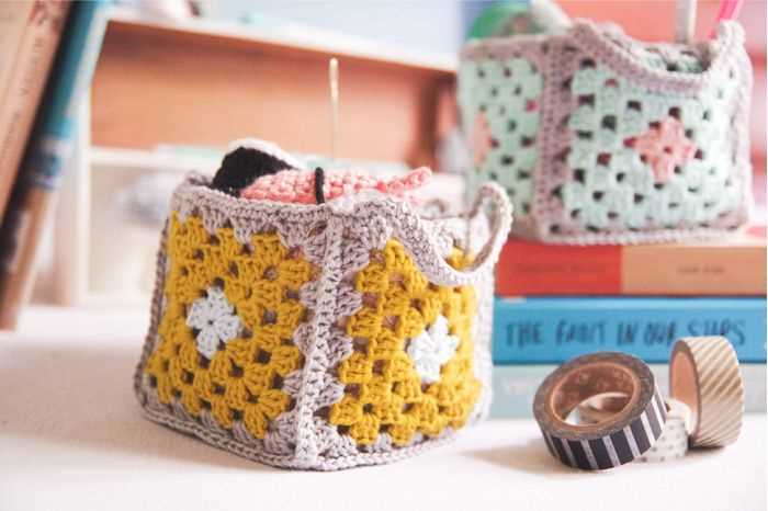 Knit square basket pattern