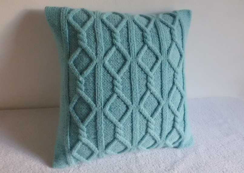 Knit throw pillow pattern