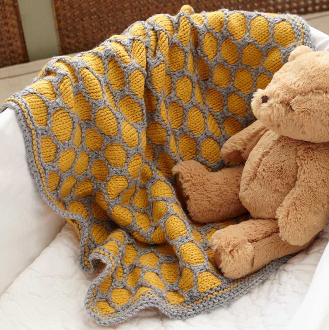 Knitted bear blanket pattern