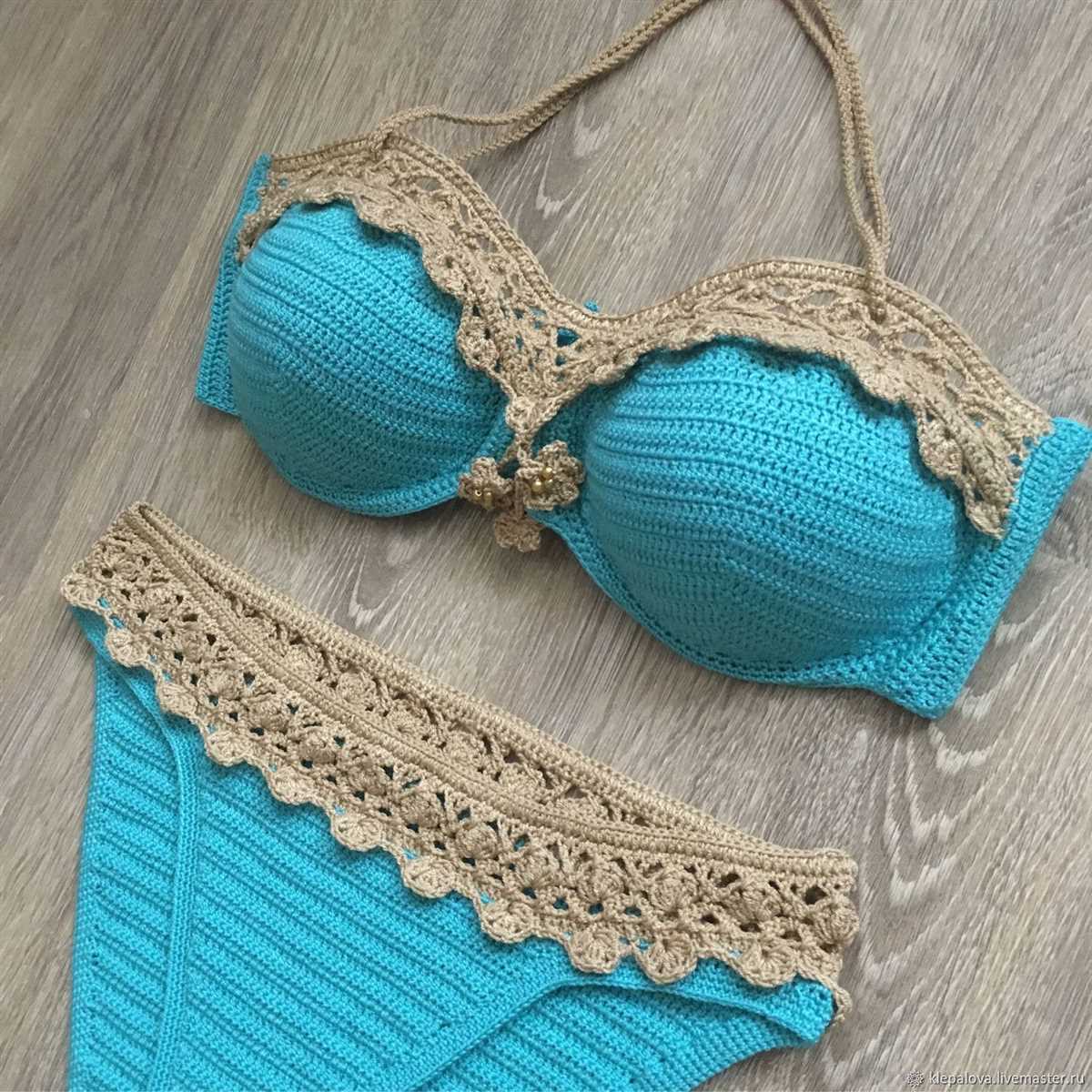 Knitted bikini pattern