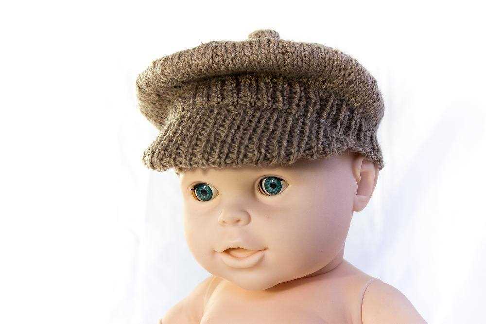 Knitted flat cap pattern