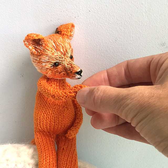 Knitted fox pattern