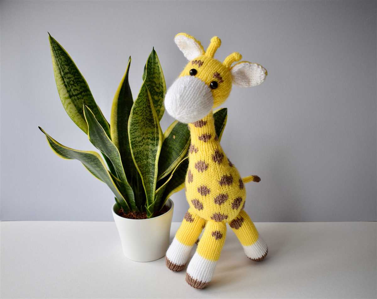 Knitted giraffe toy pattern