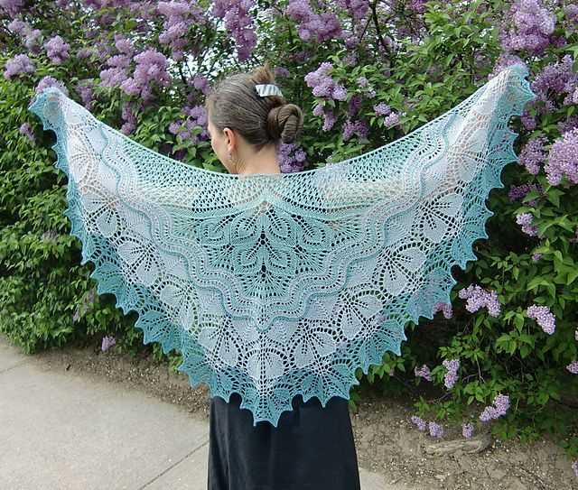 Knitted lace edging for shawl patterns