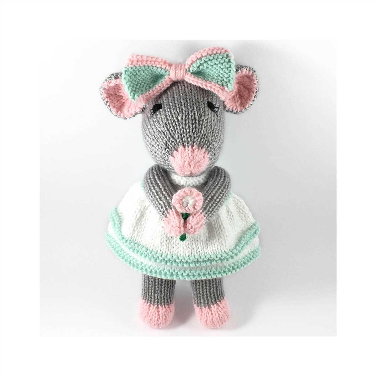 Knitted mice patterns