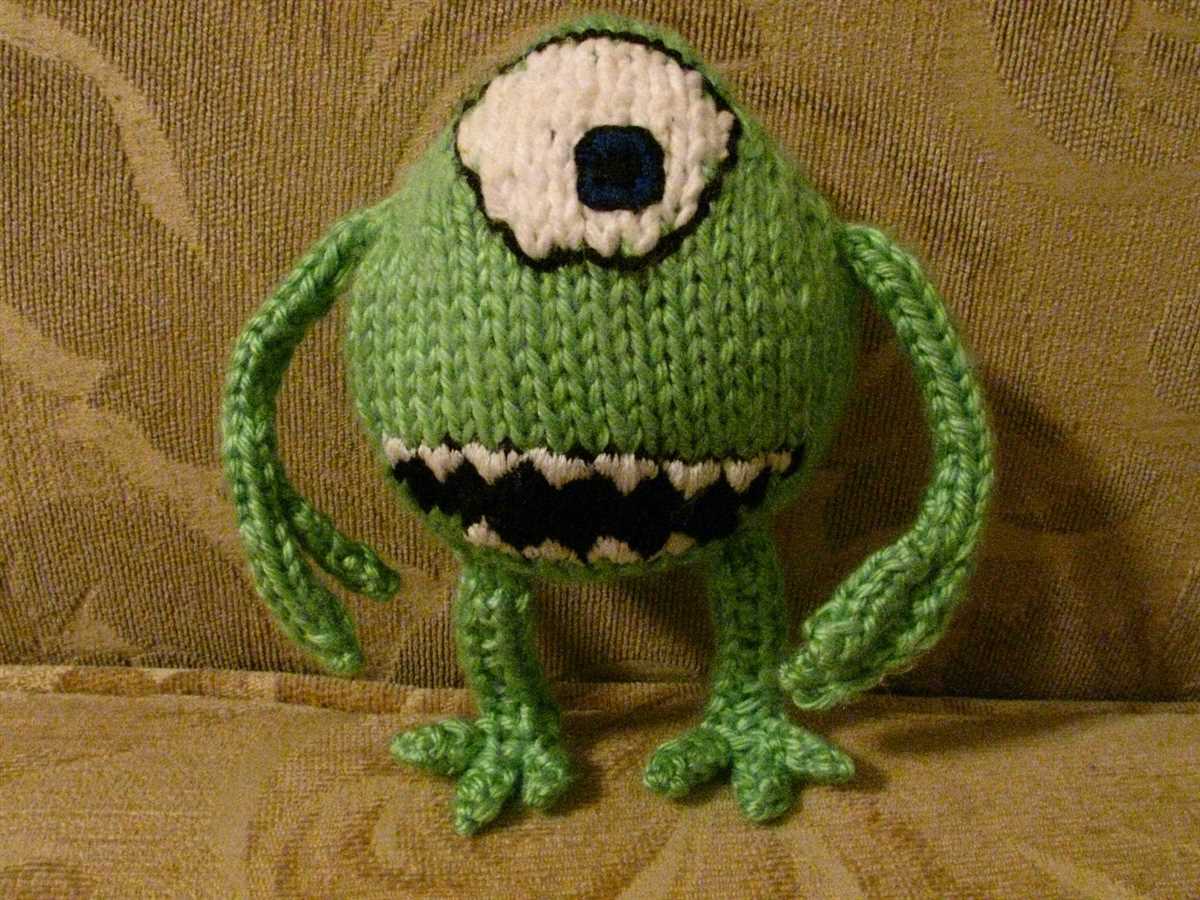 Knitted monster pattern