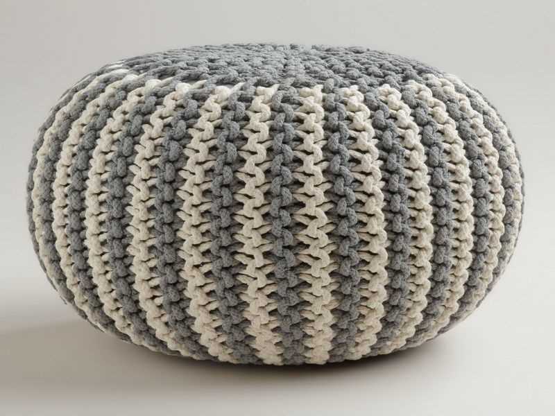 Knitted pouf pattern