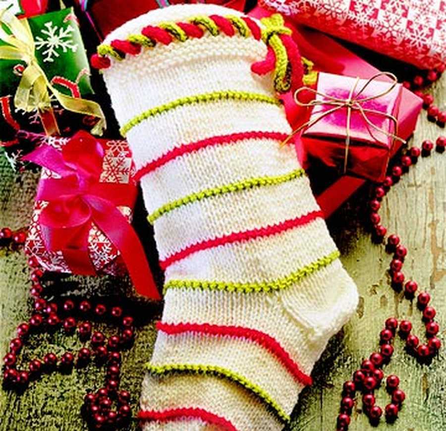 Knitted stockings christmas patterns