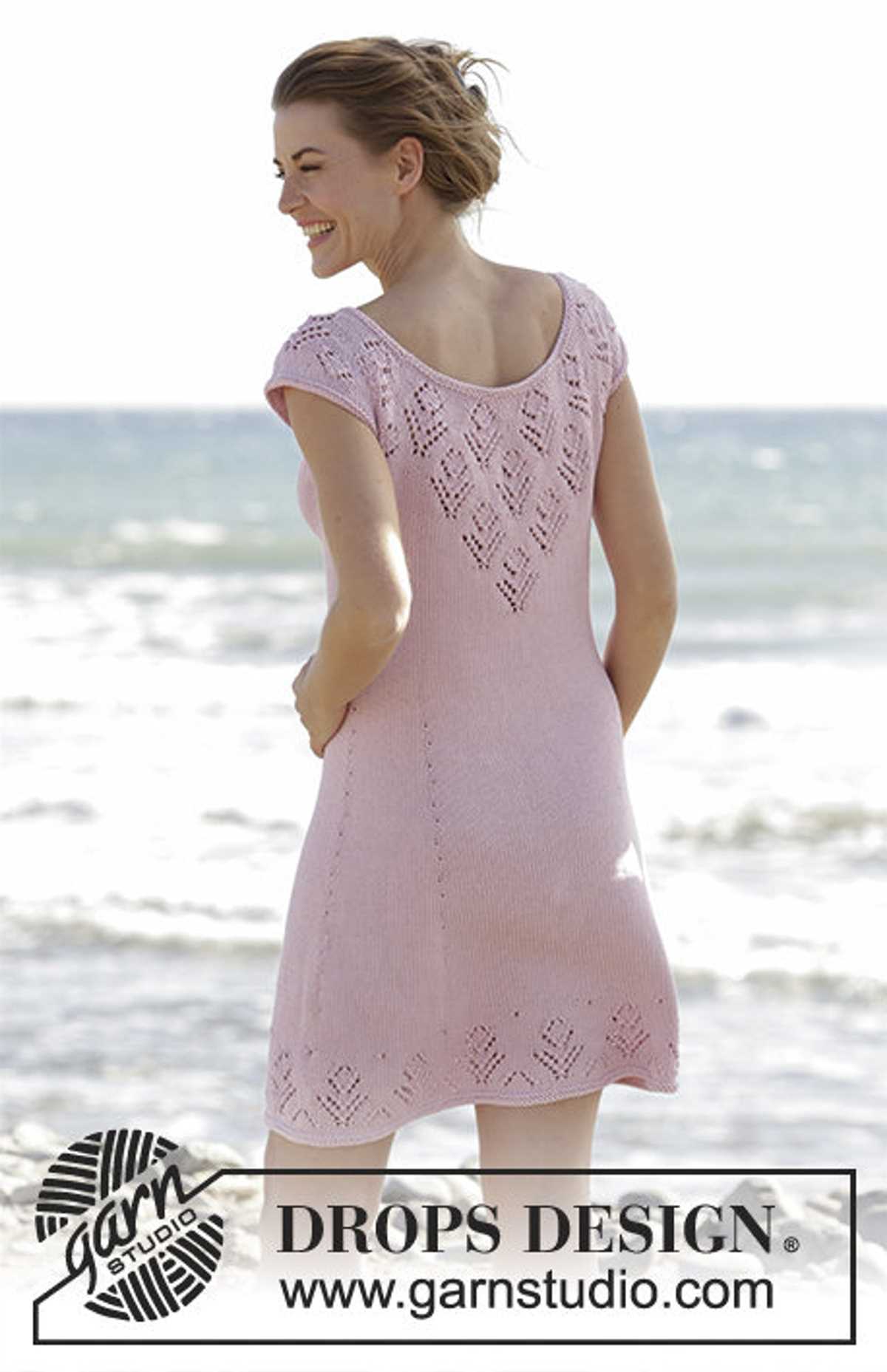 Knitted summer dress pattern