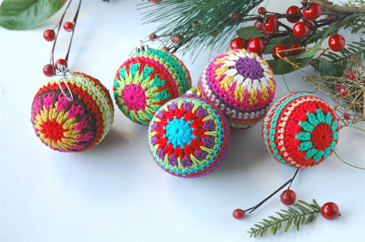 Knitted baubles pattern