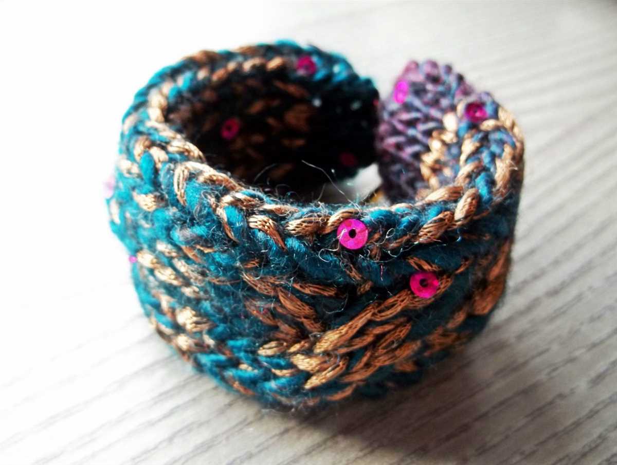 Knitted bracelet pattern