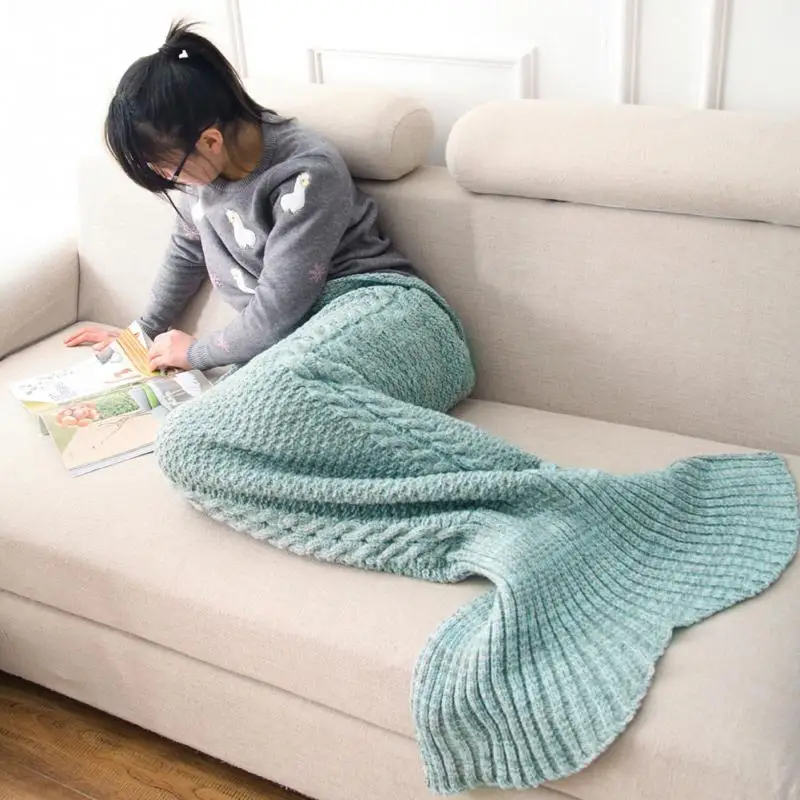 Knitted fishtail pattern