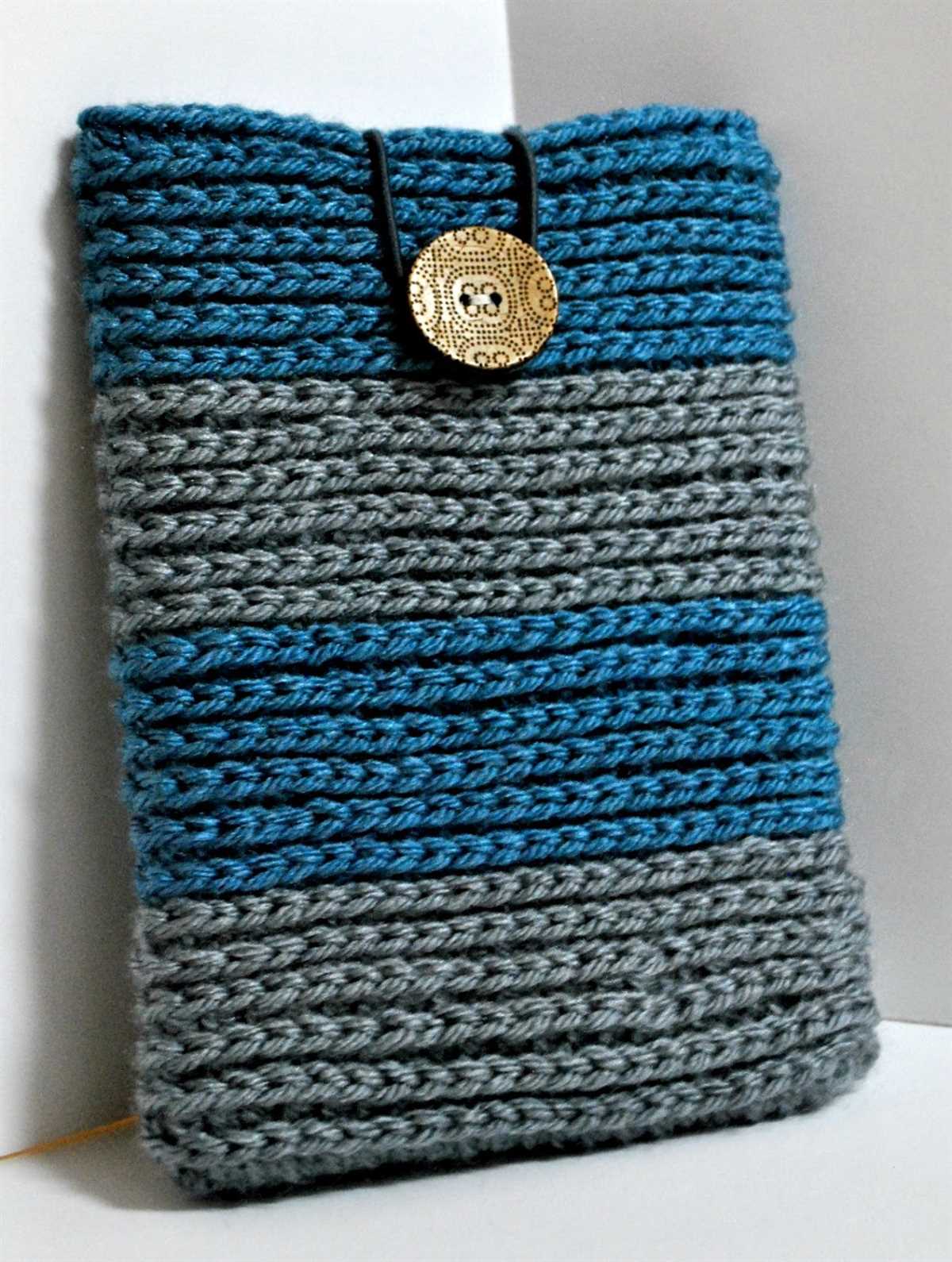 Knitted kindle case pattern