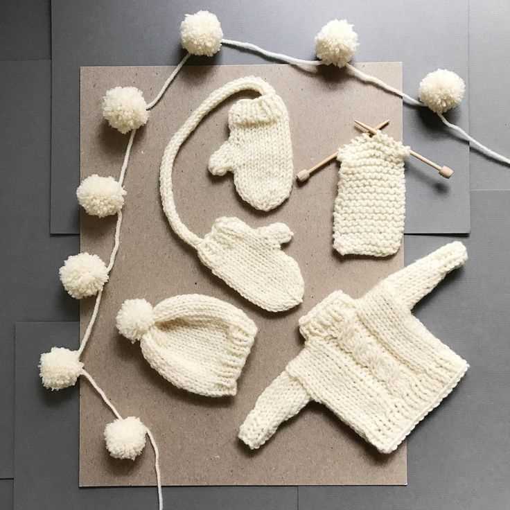 Knitted ornaments patterns