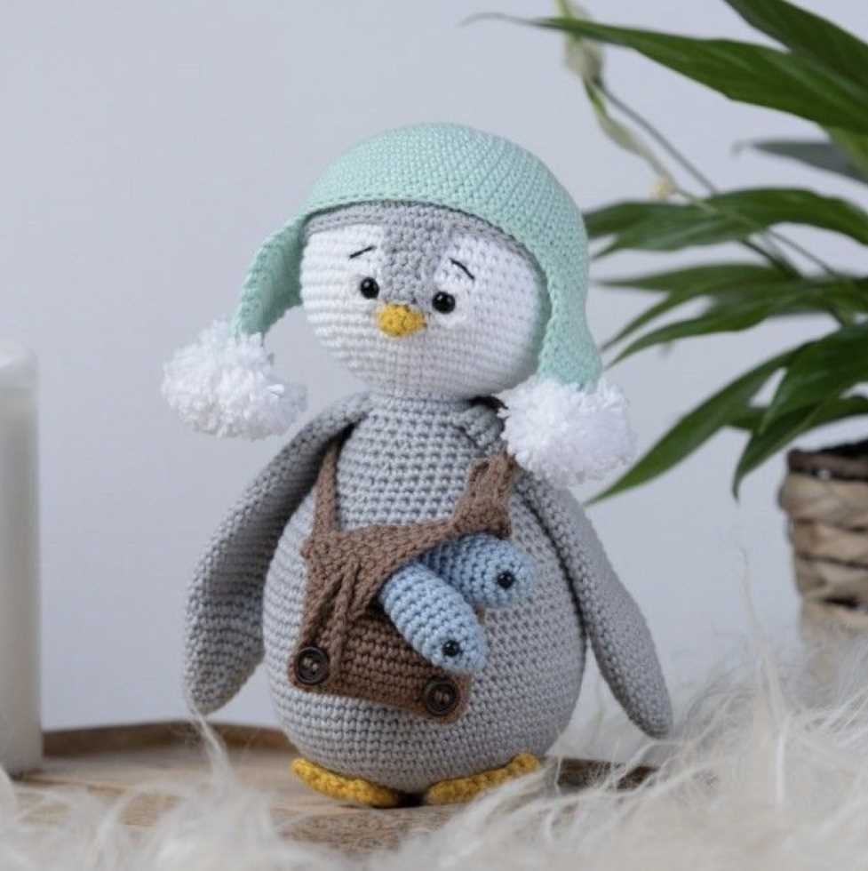 Knitted penguin pattern free