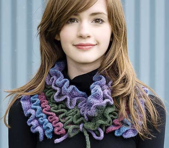 Knitted ruffle scarf pattern free