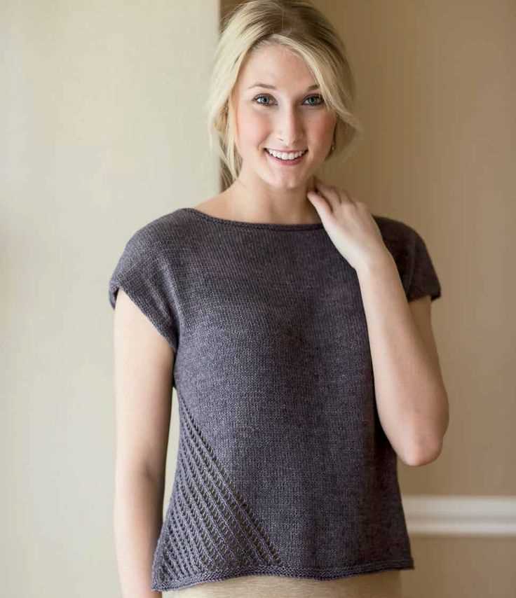 Knitted tee pattern