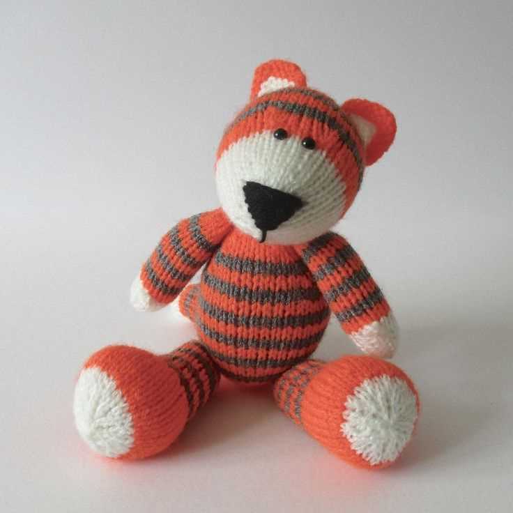 Knitted tiger toy pattern