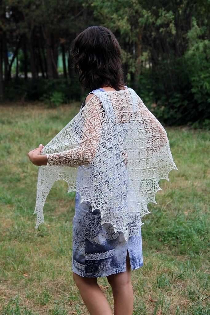 Knitted wedding shawl pattern