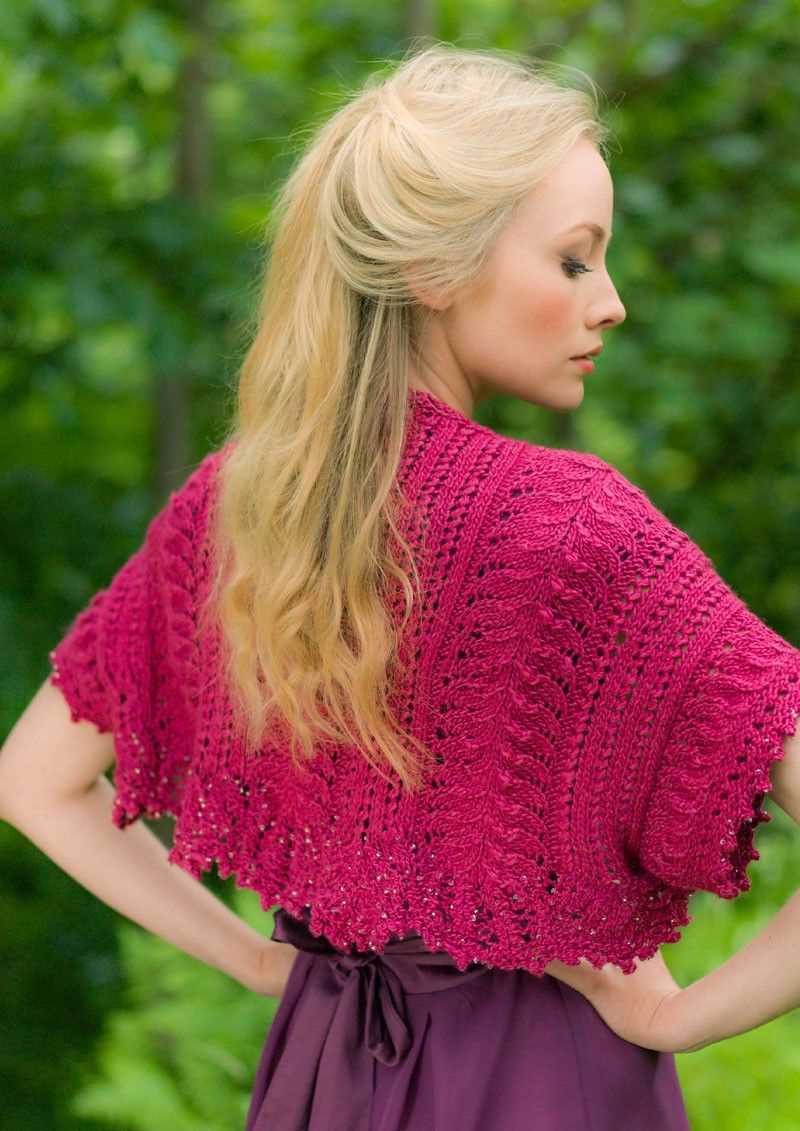 Knitting pattern for a shrug