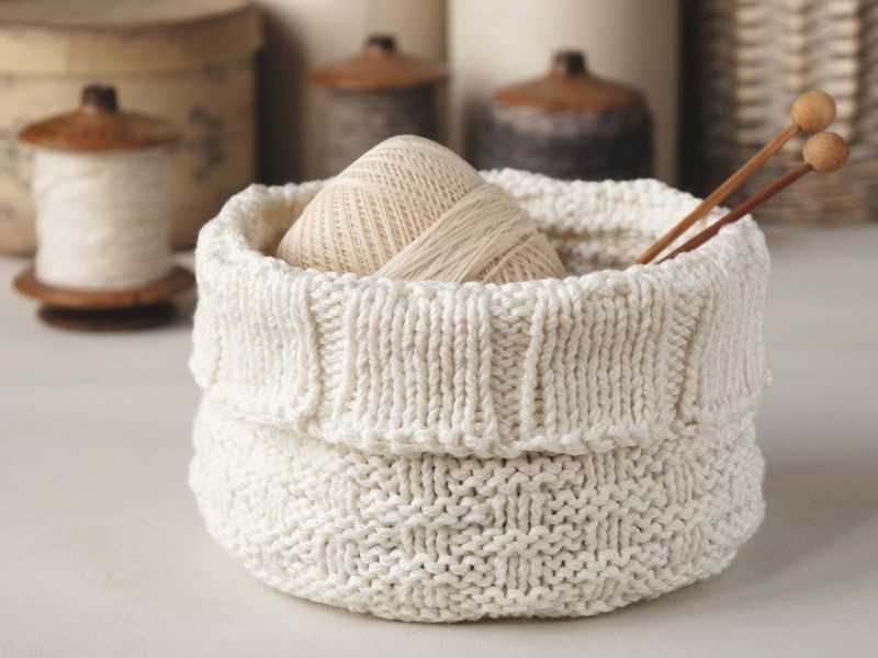 Knitting pattern for pouffe