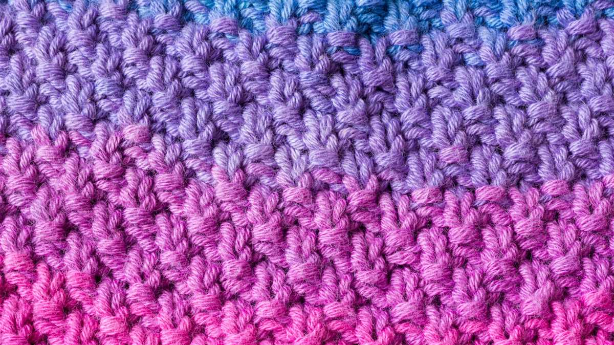 Knitting patterns using two colors