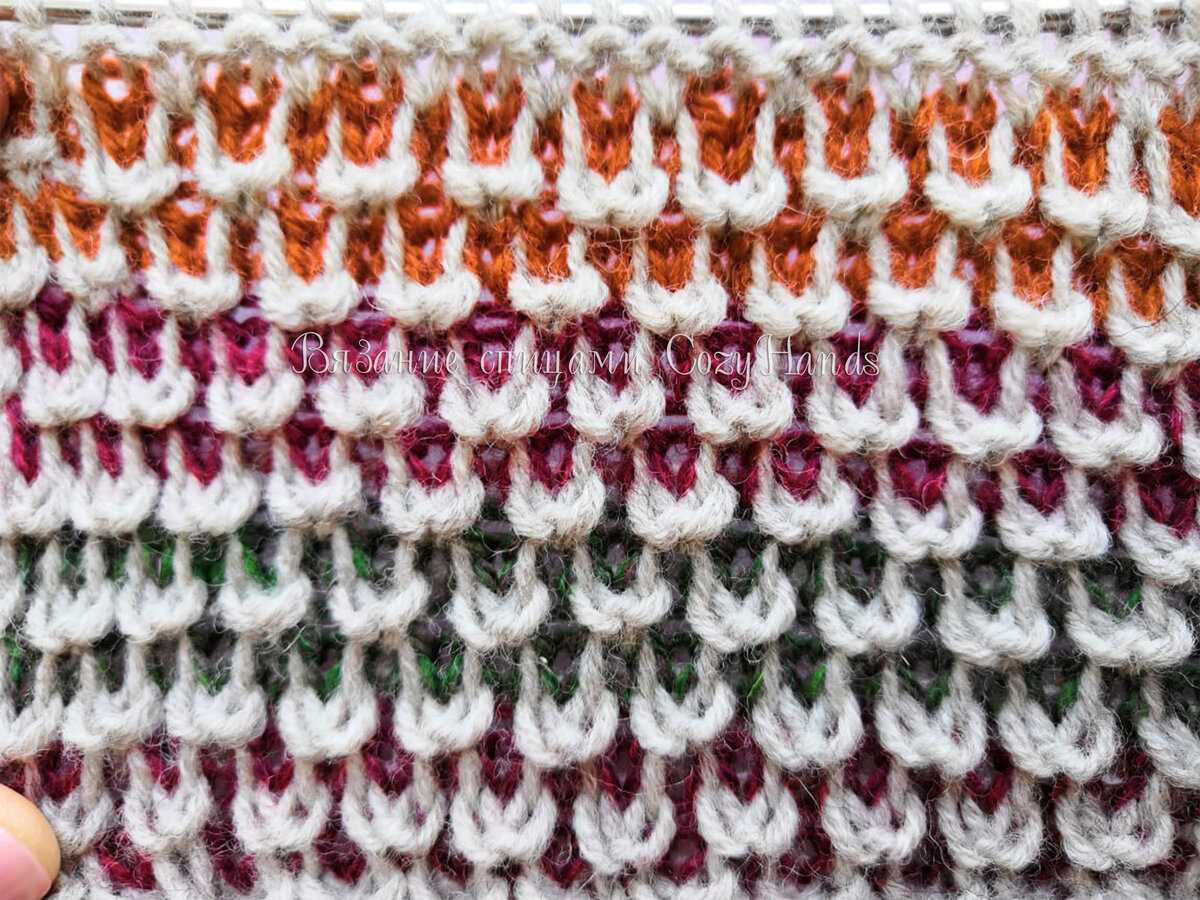 Knitting multicolor patterns