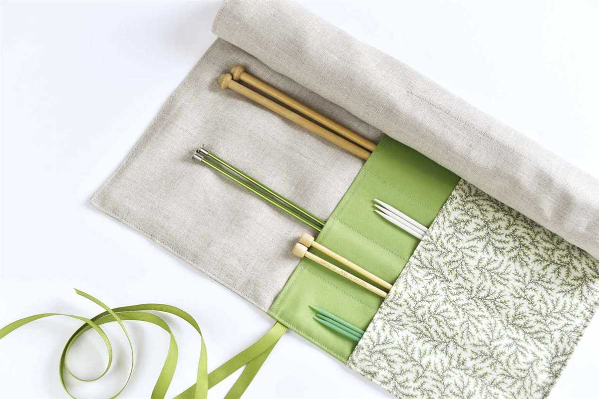 Knitting needle holder pattern