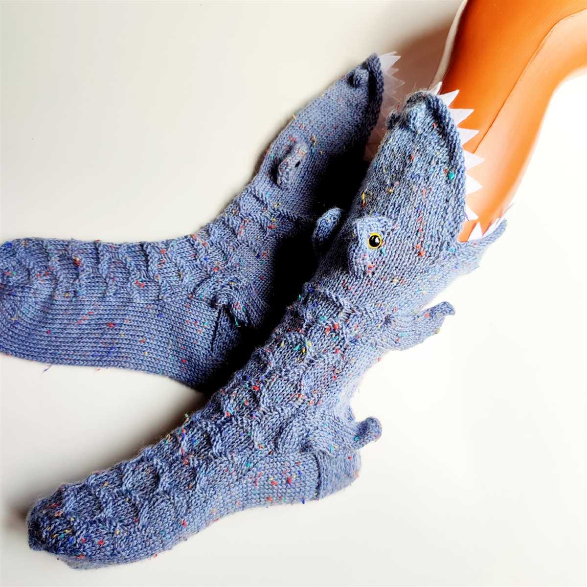 Knitting pattern crocodile socks