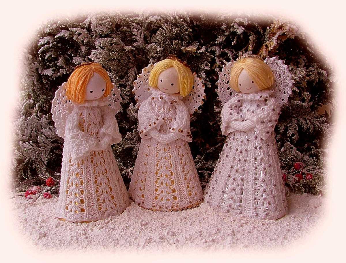 Knitting pattern for christmas angel