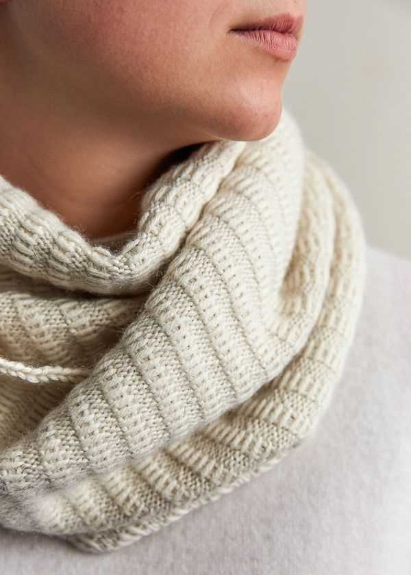 Knitting pattern snood