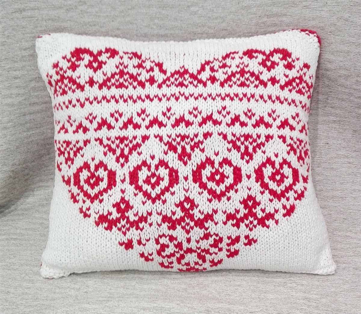 Knitting patterns for wedding gifts