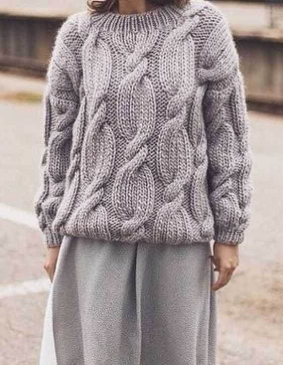 Knitting patterns for women's pullover sweaters