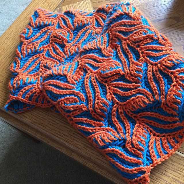 Random knitting pattern generator