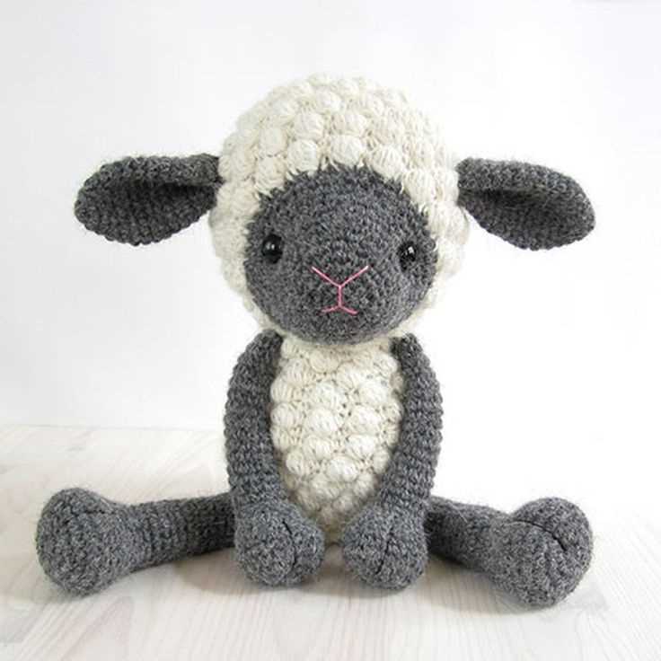 Lamb chop puppet knitting pattern