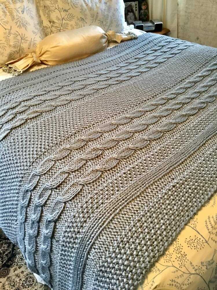 Large knit blanket pattern