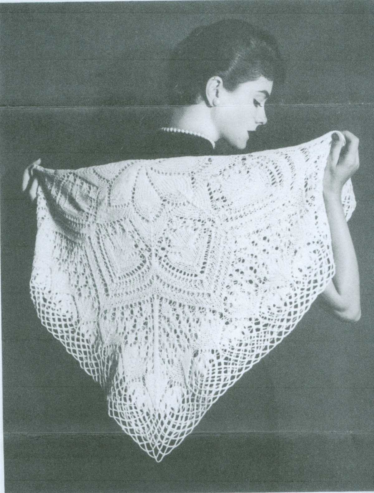 Leaf shawl knitting pattern