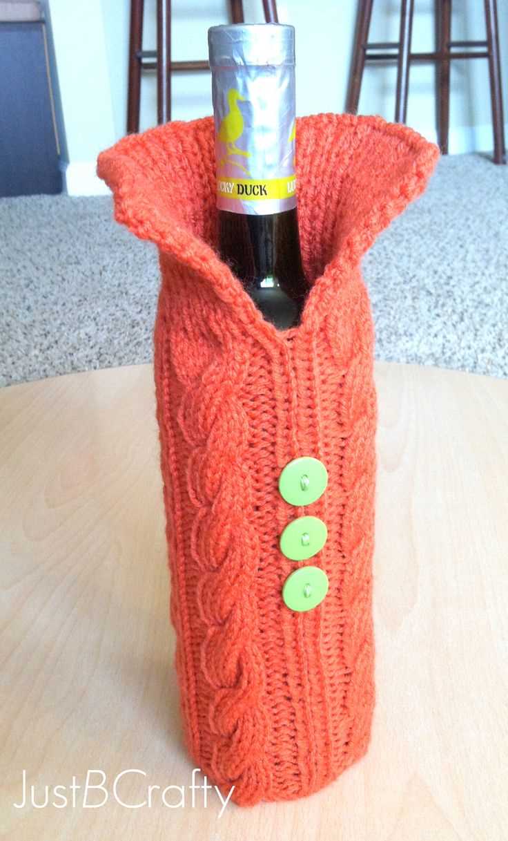 Free knitted wine bottle cozy pattern