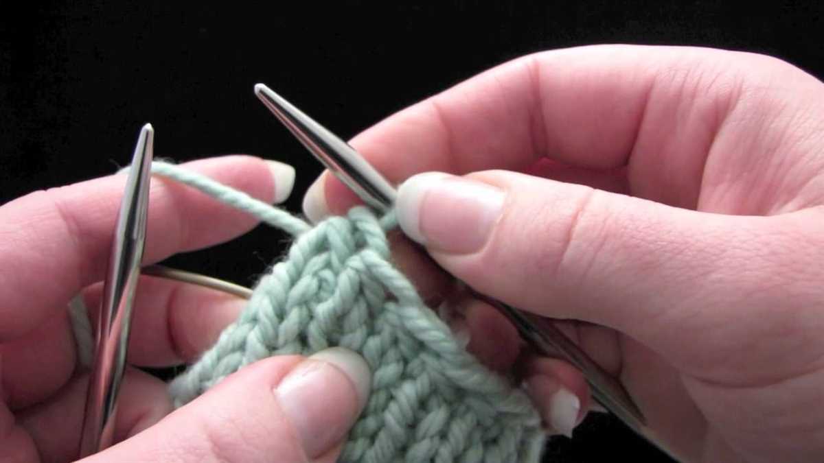 Knitted picot edge pattern