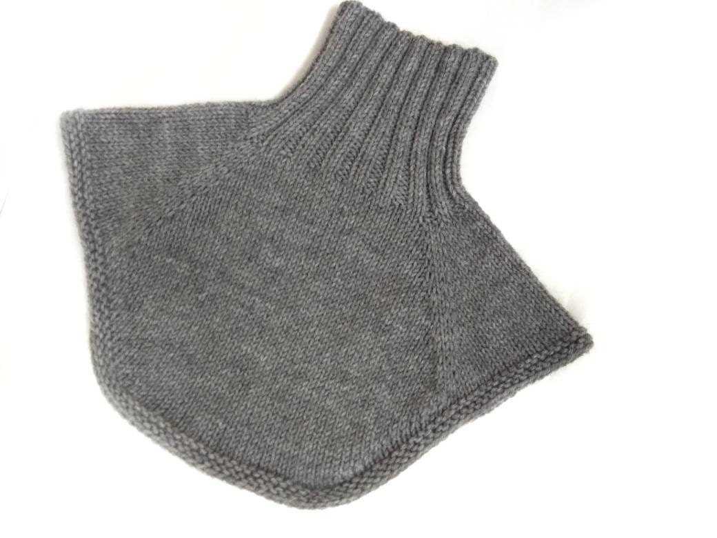 Knitted neck gaiter pattern