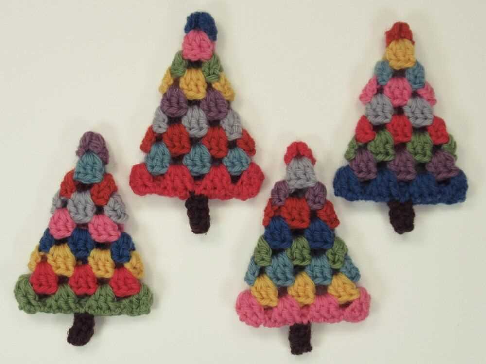 Christmas tree garland knitting pattern