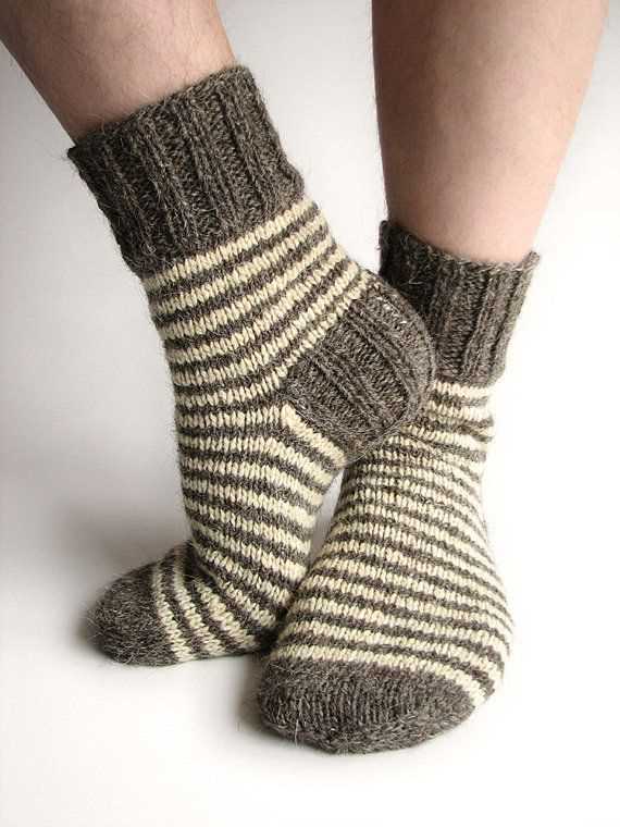 Men's thick socks knitting pattern