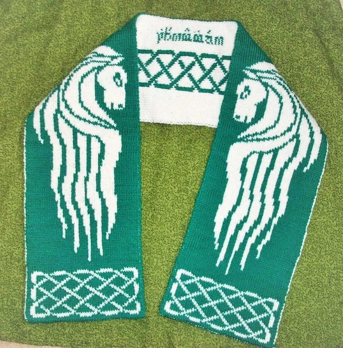 Double knitting scarf pattern