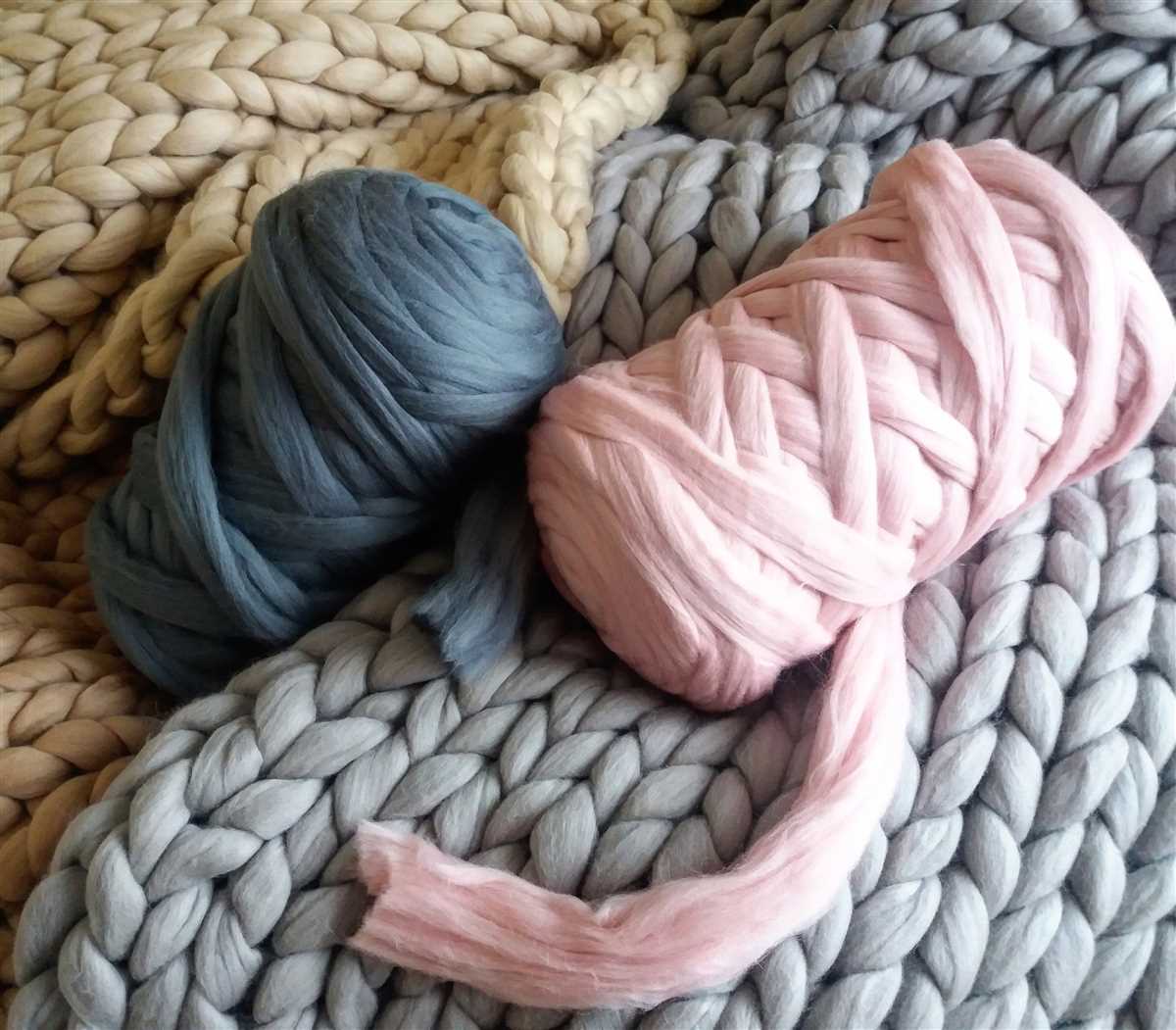 Microfiber chunky knit yarn patterns