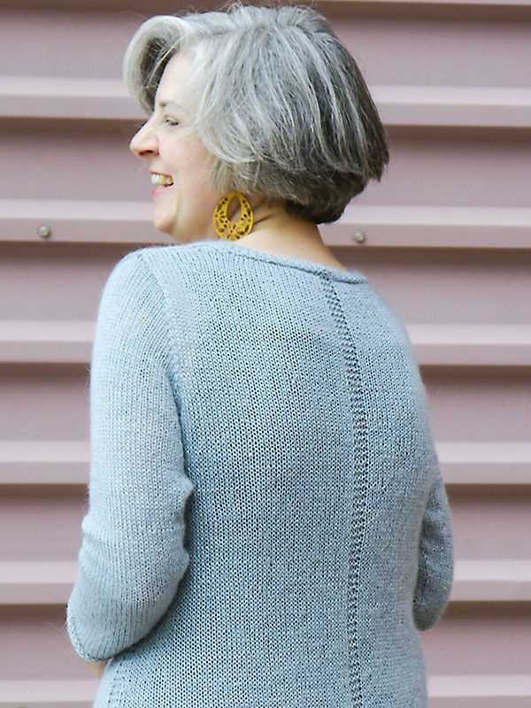 Minimalist cardigan knitting pattern