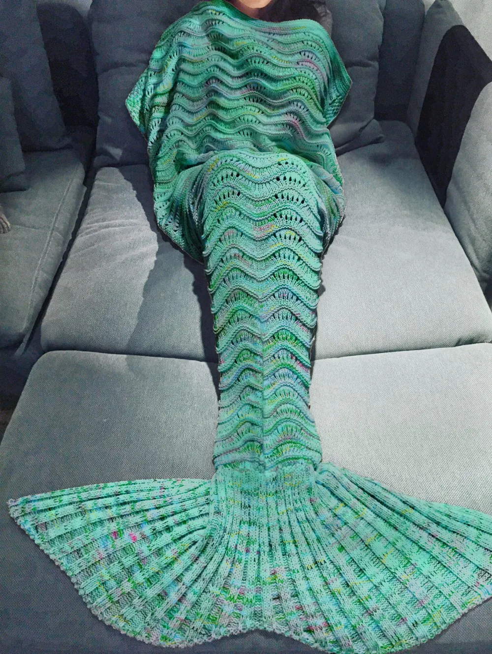 Knitted fishtail pattern