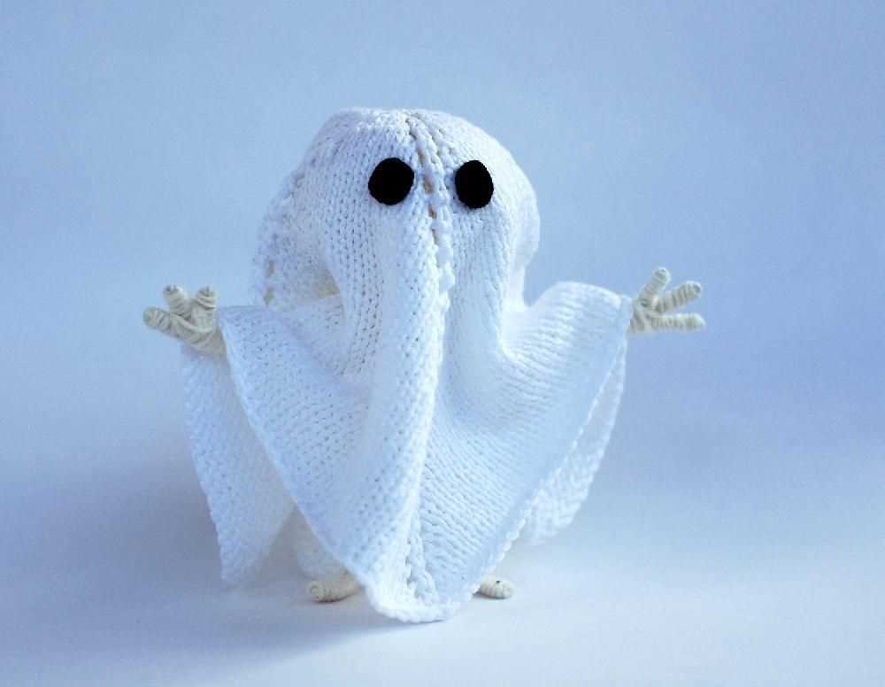 Halloween ghost knitting pattern