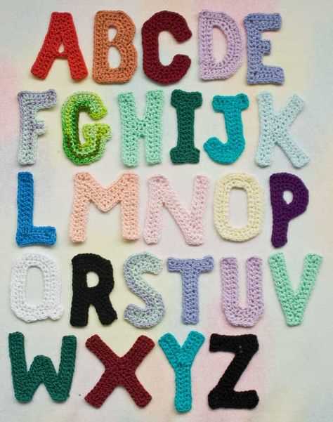 Knitted alphabet pattern free