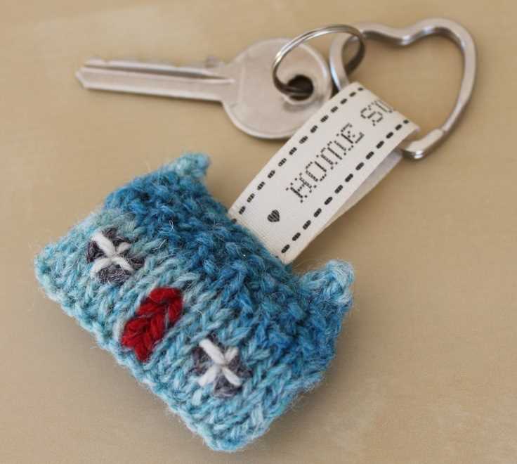 Knitted keyring patterns